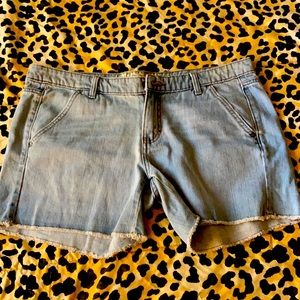 Adorable, studded, denim shorts!!